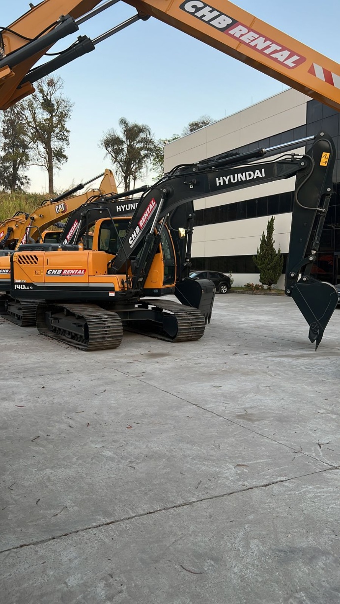 Hyundai r320lc 7